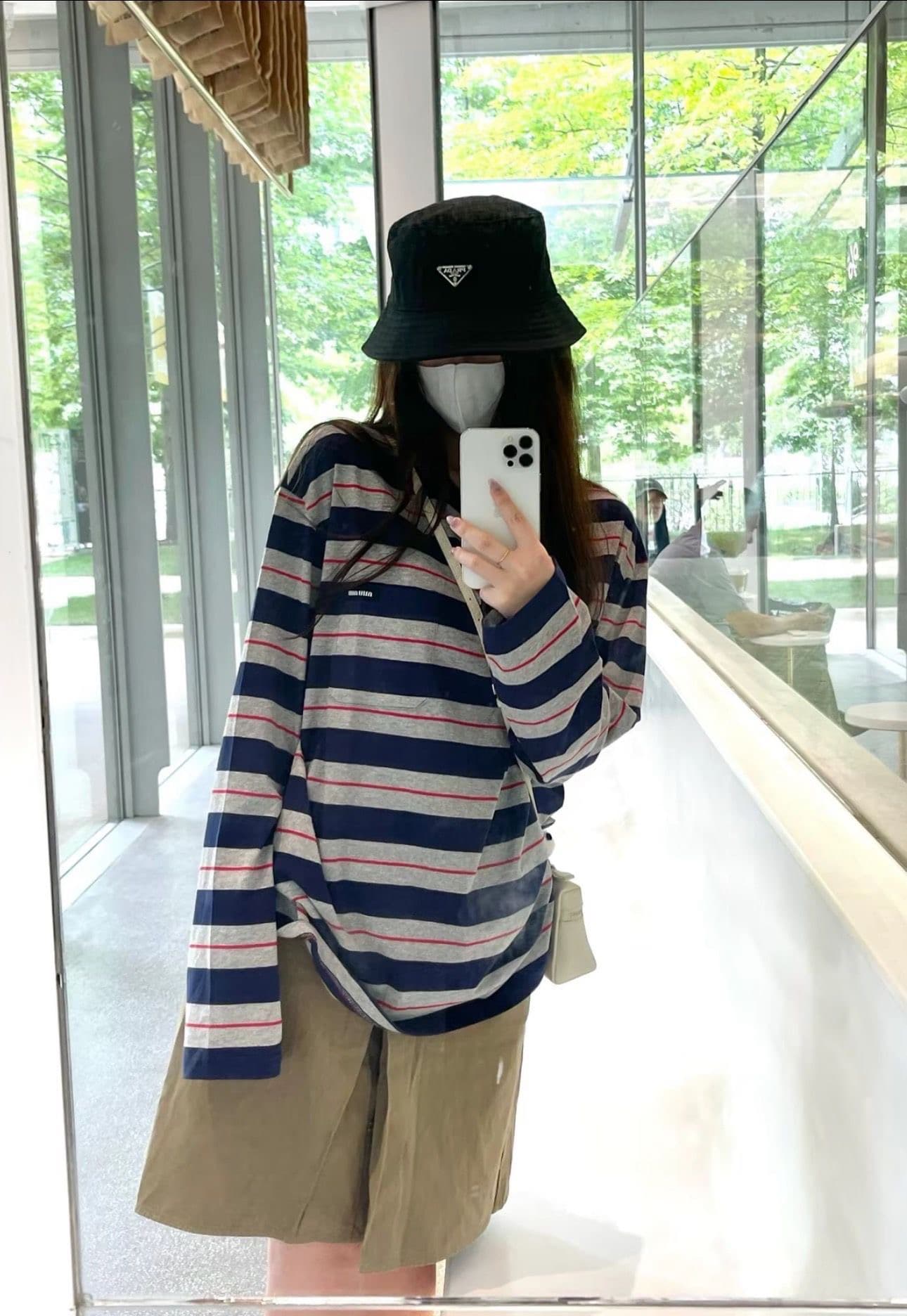 원본 원단 아메리칸 레트로 배색 라운드 넥 스트라이프 긴팔 티셔츠 여성 가을 느긋한 캐주얼 루즈핏 다용도 맨위 상세 이미지 5