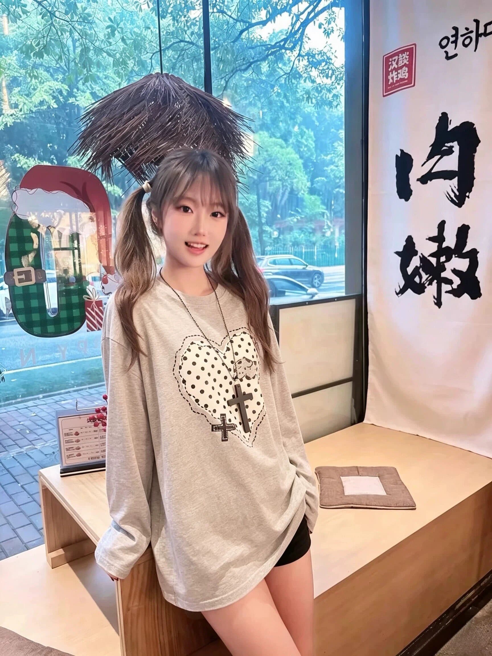 순면 210 그램 빗질하다 정밀 프린트 가을 루즈핏 긴팔 티셔츠 여성 이미지 2