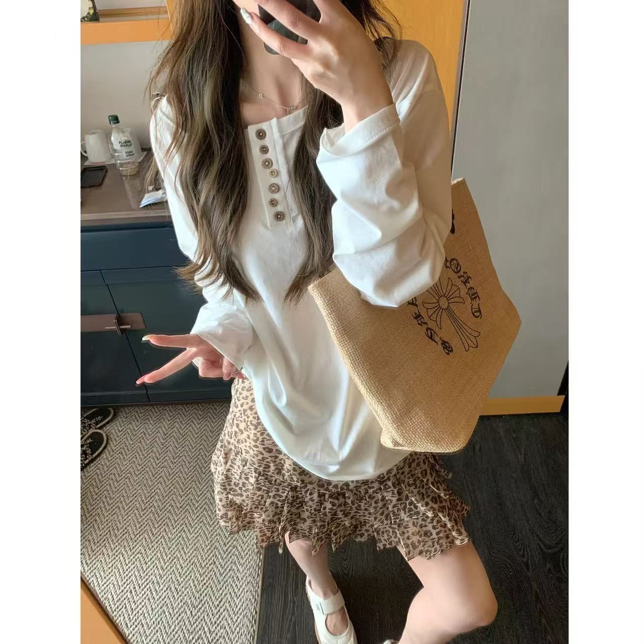 헨리 칼라 화이트 긴팔 티셔츠 여성 불규칙 버튼 기본 셔츠 이미지 5