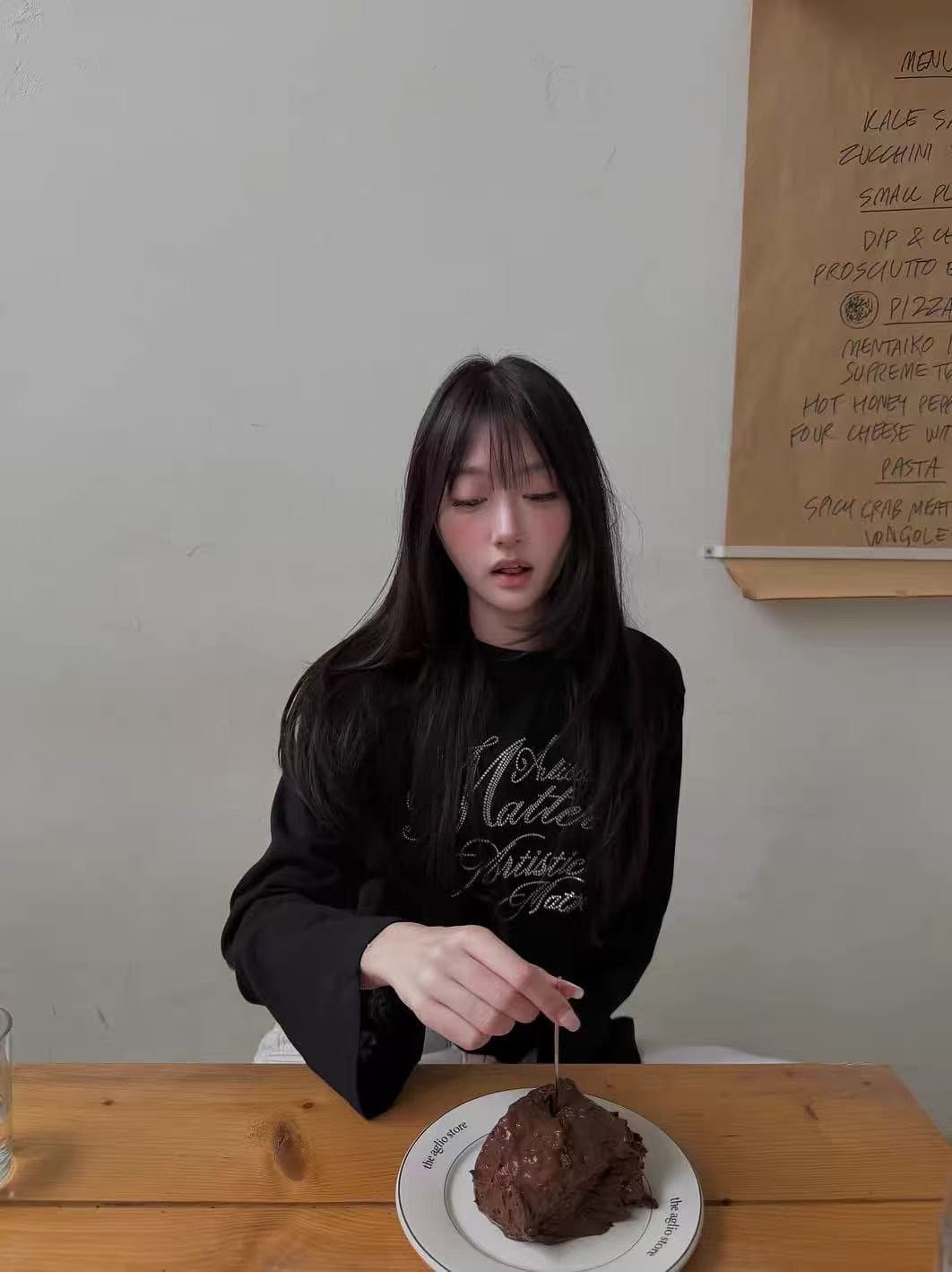 높은 품질 순면 200그램 21 빗질하다 정밀 프린트 가을 루즈핏 긴팔 티셔츠 여성 이미지 2
