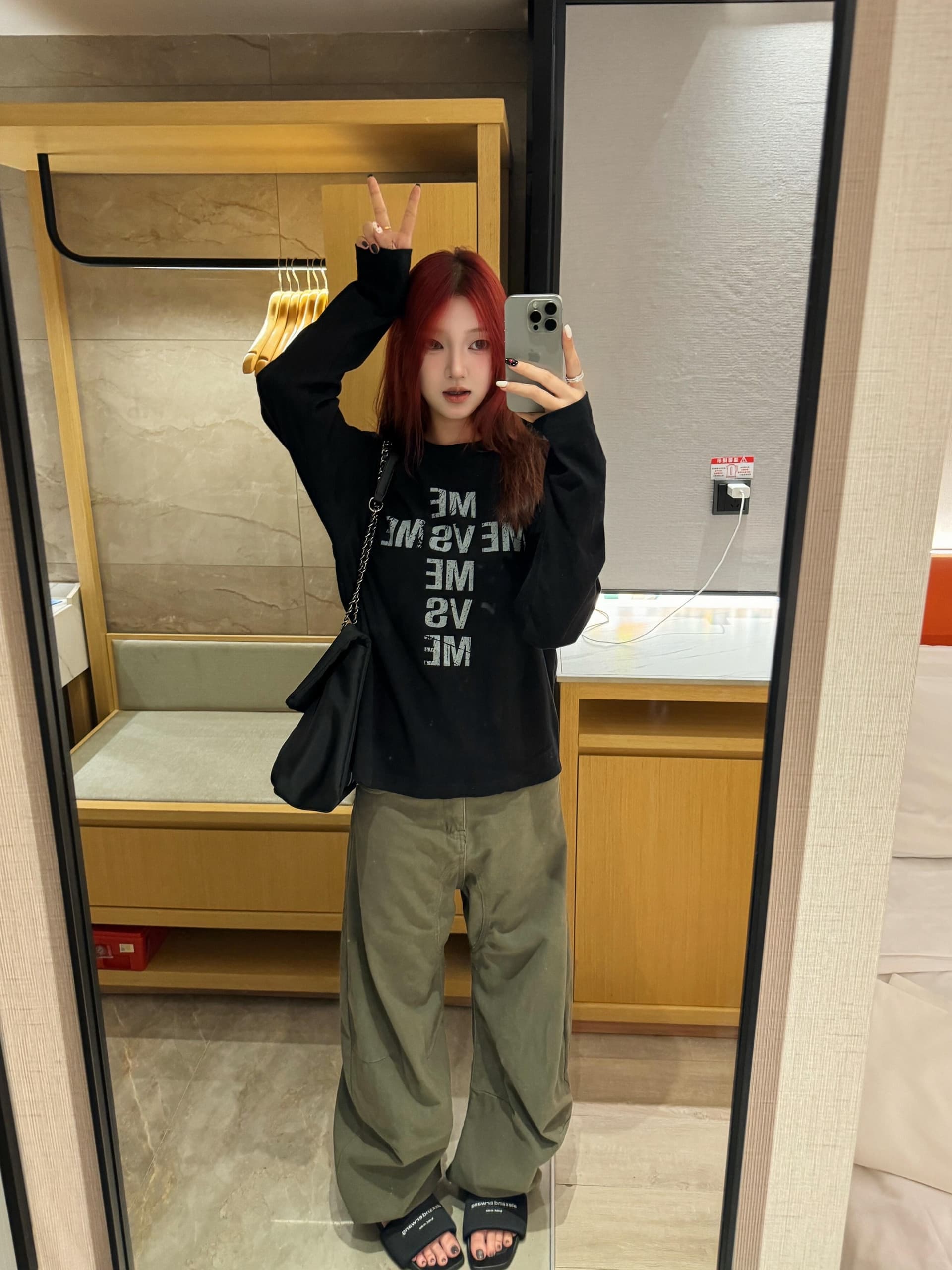 높은 품질 순면 200그램 21 빗질하다 정밀 프린트 가을 루즈핏 긴팔 티셔츠 여성 상세 이미지 1