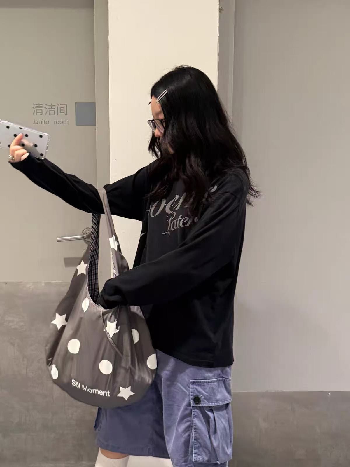높은 품질 순면 200그램 21 빗질하다 정밀 프린트 가을 루즈핏 긴팔 티셔츠 여성 이미지 3