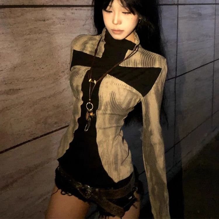 레트로 이문화 십자가 패치워크 터틀넥 긴팔 티셔츠 여성 y2k 핫걸 디자인 센스 몸매 가꾸기 기본 셔츠 맨위 이미지 2