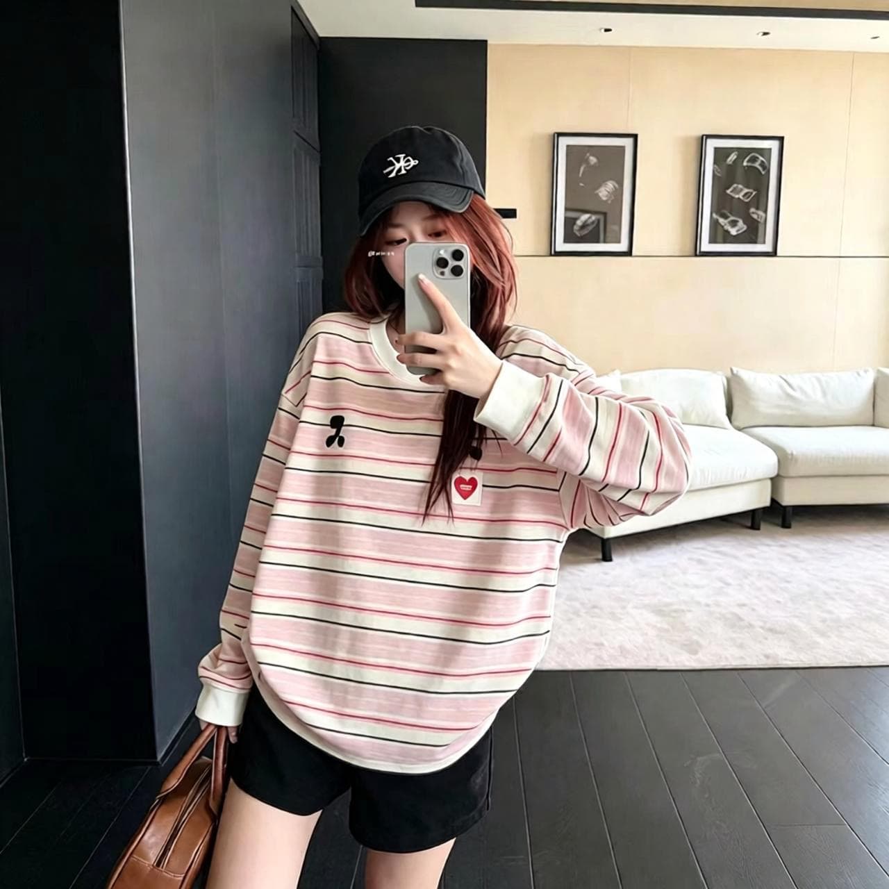 한 스타일 레트로 하트 스트라이프 긴팔 티셔츠 여성 봄 가을 루즈핏 얇은 스타일 느긋한 맨위 티셔츠 여성 상세 이미지 3