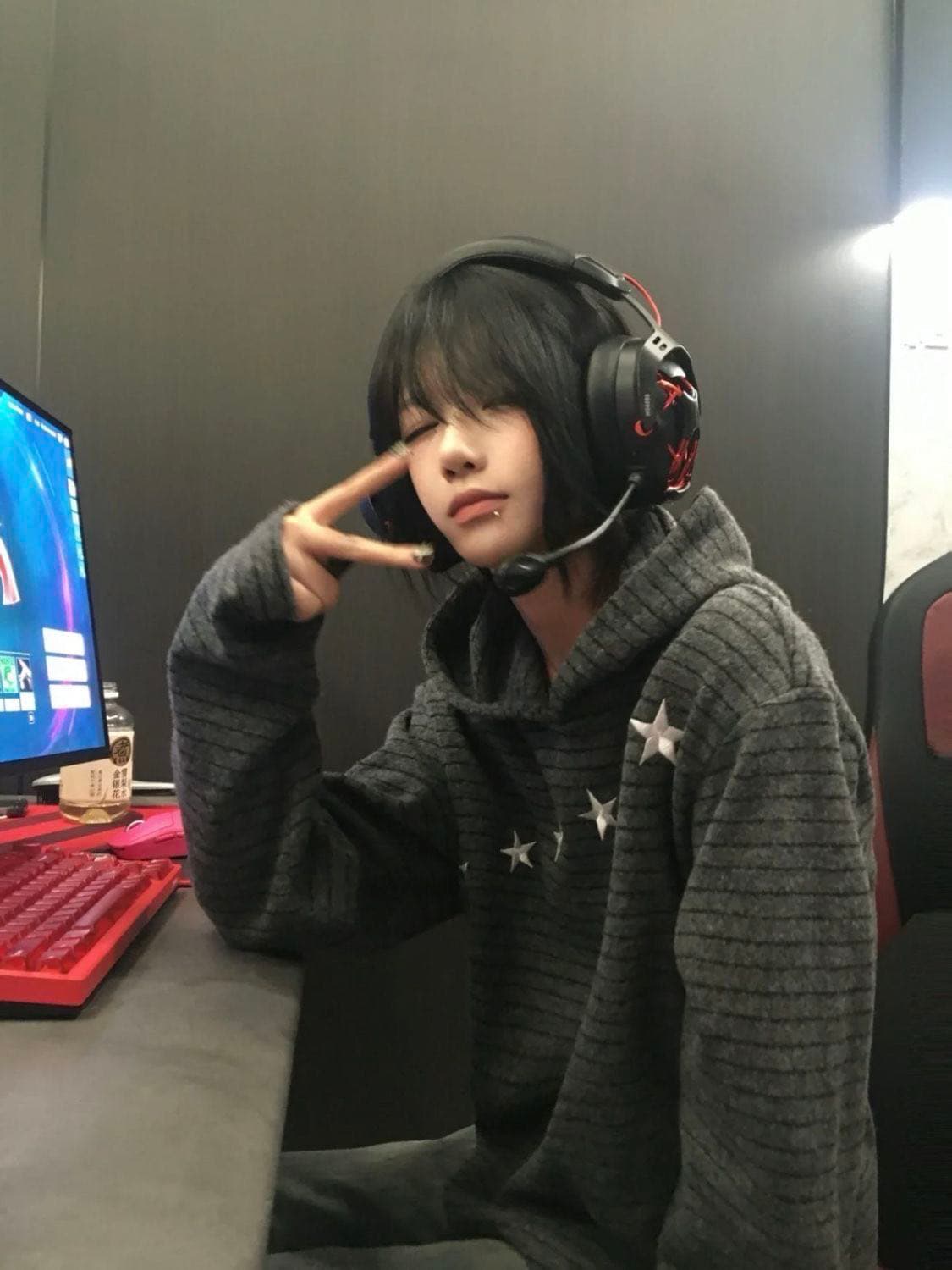 아메리칸 레트로 별 스트라이프 유성 후드 티 스웨터 여성 가을 디자인 센스 캐주얼 루즈핏 다용도 긴팔 맨위 이미지 3
