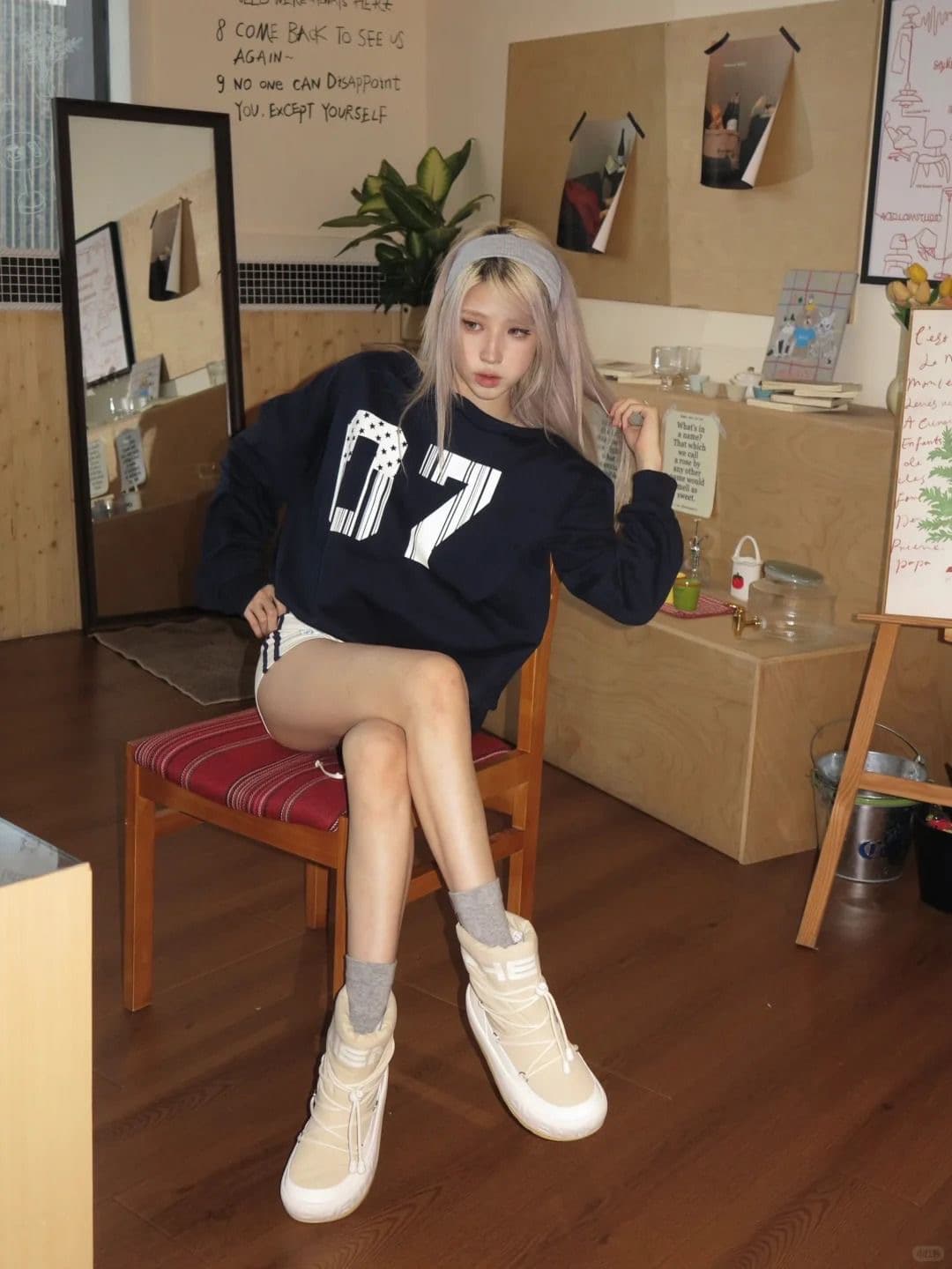 아메리칸 레트로 비스듬한 어깨 후드티 여성 가을 겨울 프린트 맨위 상세 이미지 3