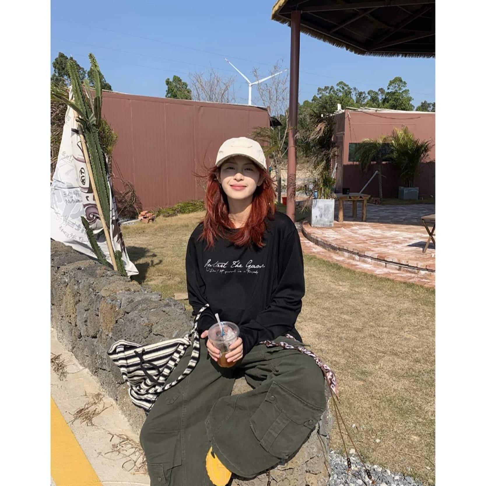 높은 품질 순면 200그램 21 빗질하다 정밀 프린트 가을 루즈핏 긴팔 티셔츠 여성 상세 이미지 2