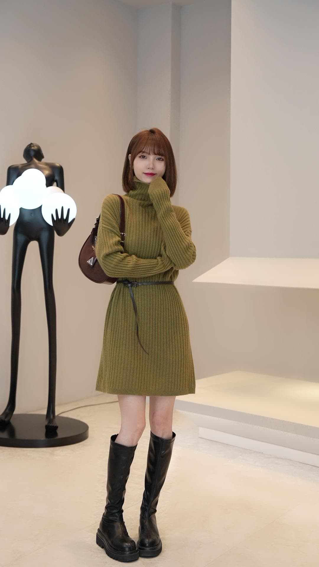 한국 터틀넥 홍콩 스타일 레트로 스타일 니트 여성 드레스 가을 겨울 고급 센스 작은 키 슬림해 보이는 허리 수축 스웨터 드레스 상세 이미지 8