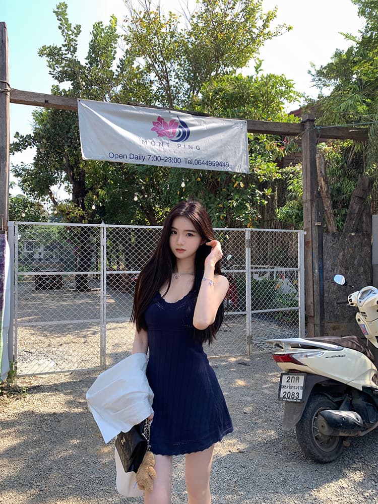 한국 famouswang 여름 남쪽 법 휴일 프랑스식 레트로 소녀 레이스 홀로우 아웃 얼음 실크 슬립 드레스 이미지 2