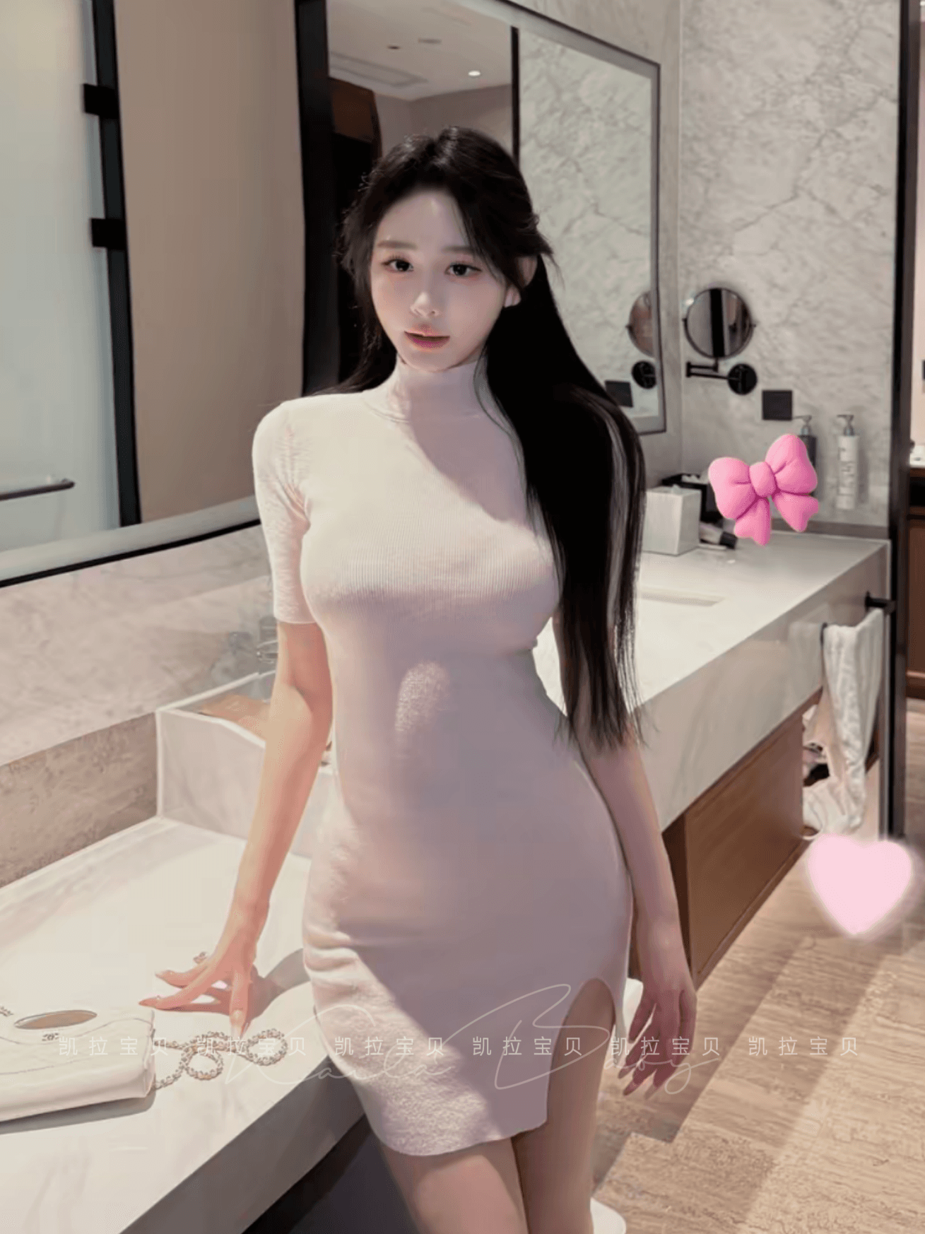 한 여성 연인 Jiaojiao 분말 물 핑크색 터틀넥 얼음 실크 드레스 순수한 욕망 몸매 가꾸기 슬림해 보이는 ol 타이트 스커트 미니 스커트 이미지 2