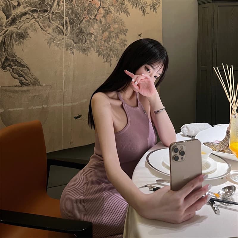 여름 섹시함 치마 리브 민소매 니트 원피스 중간 길이 보라색 조끼 행침 목 디자인 센스 슬립 여성 드레스
