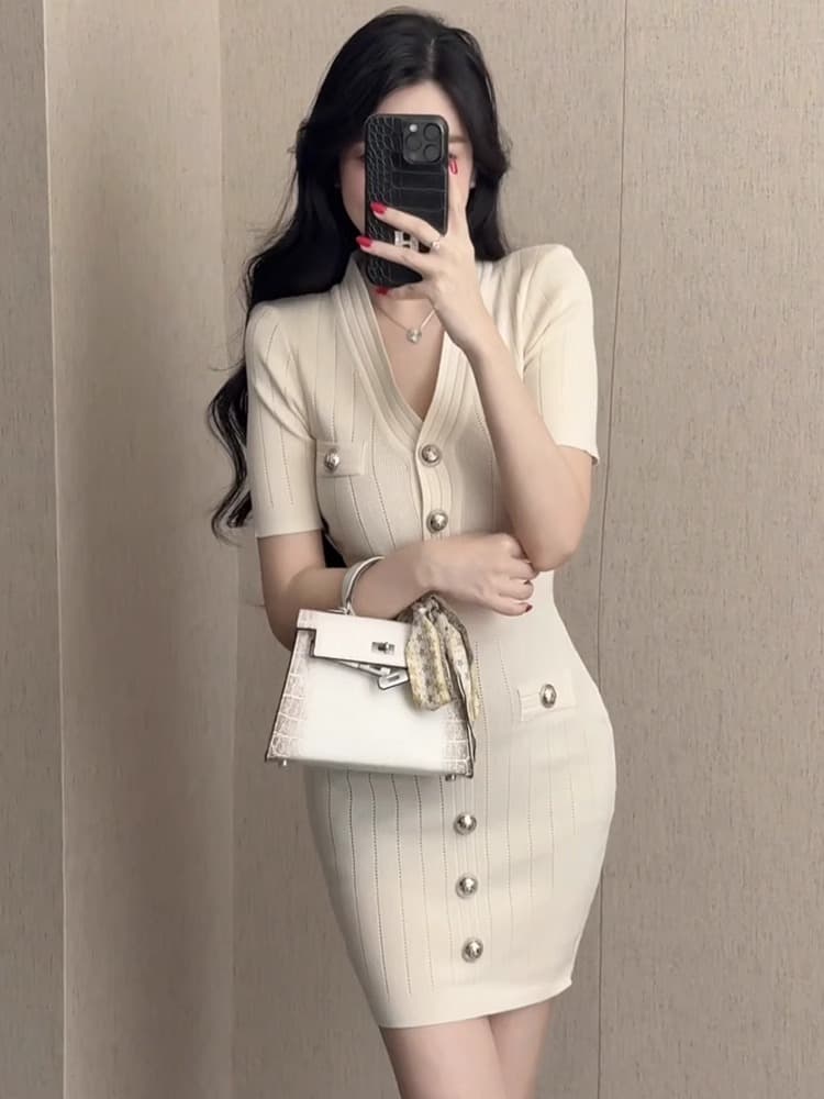 로얄 자매 바람 고급 센스 작은 샤넬 스타일 얼음 실크 드레스 쇼트플레이 천 골드 착용 가져 가라. 나이트 클럽 바람 타이트 V넥 타이트 스커트 상세 이미지 15