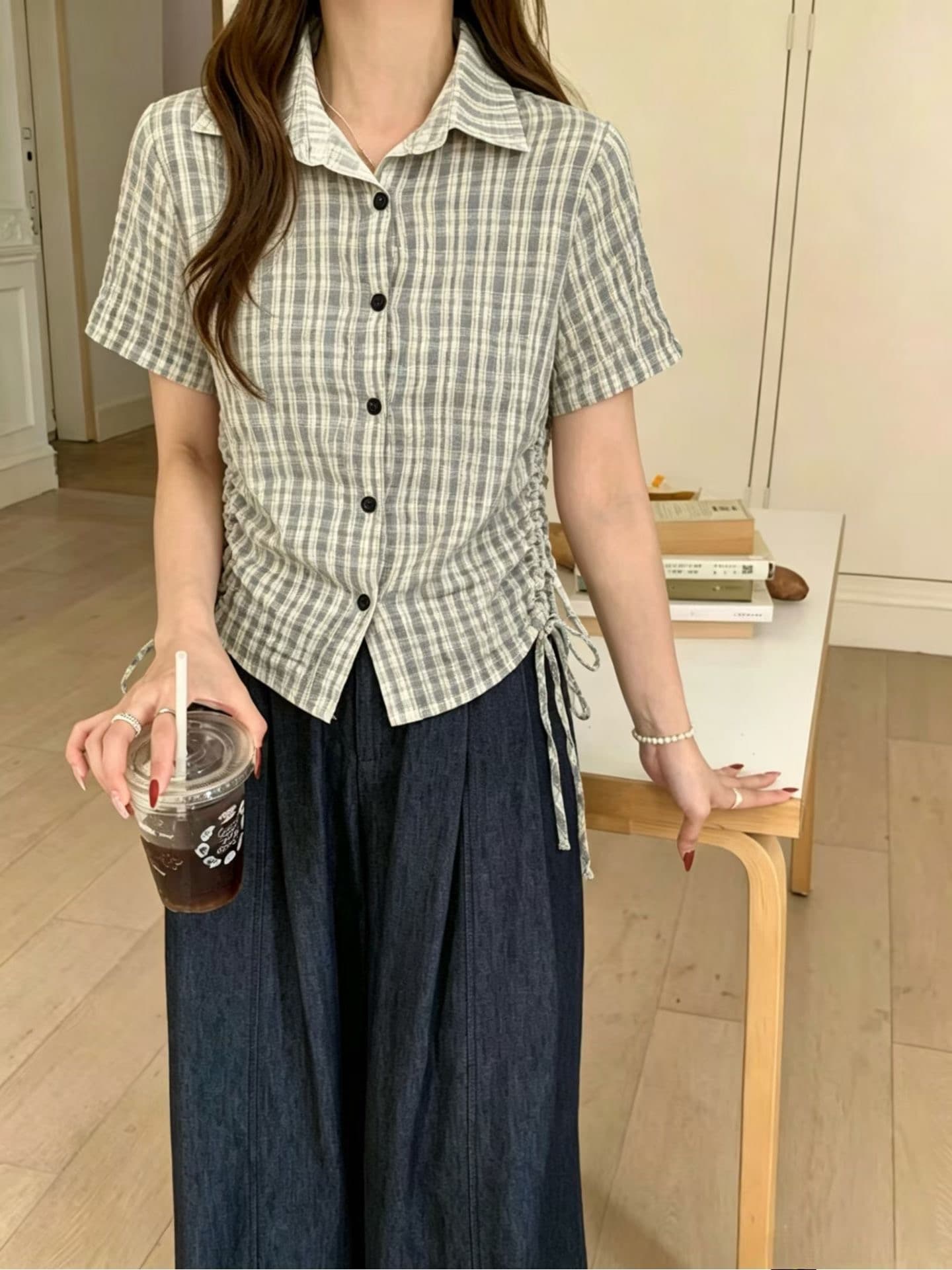 한 부서 체크무늬 반팔 여성 셔츠 여름 디자인 센스 펌프 로프 허리 수축 슬림해 보이는 쇼트 스타일 고유 한 슈퍼 잘 생긴 ~ 중 맨위 상세 이미지 8