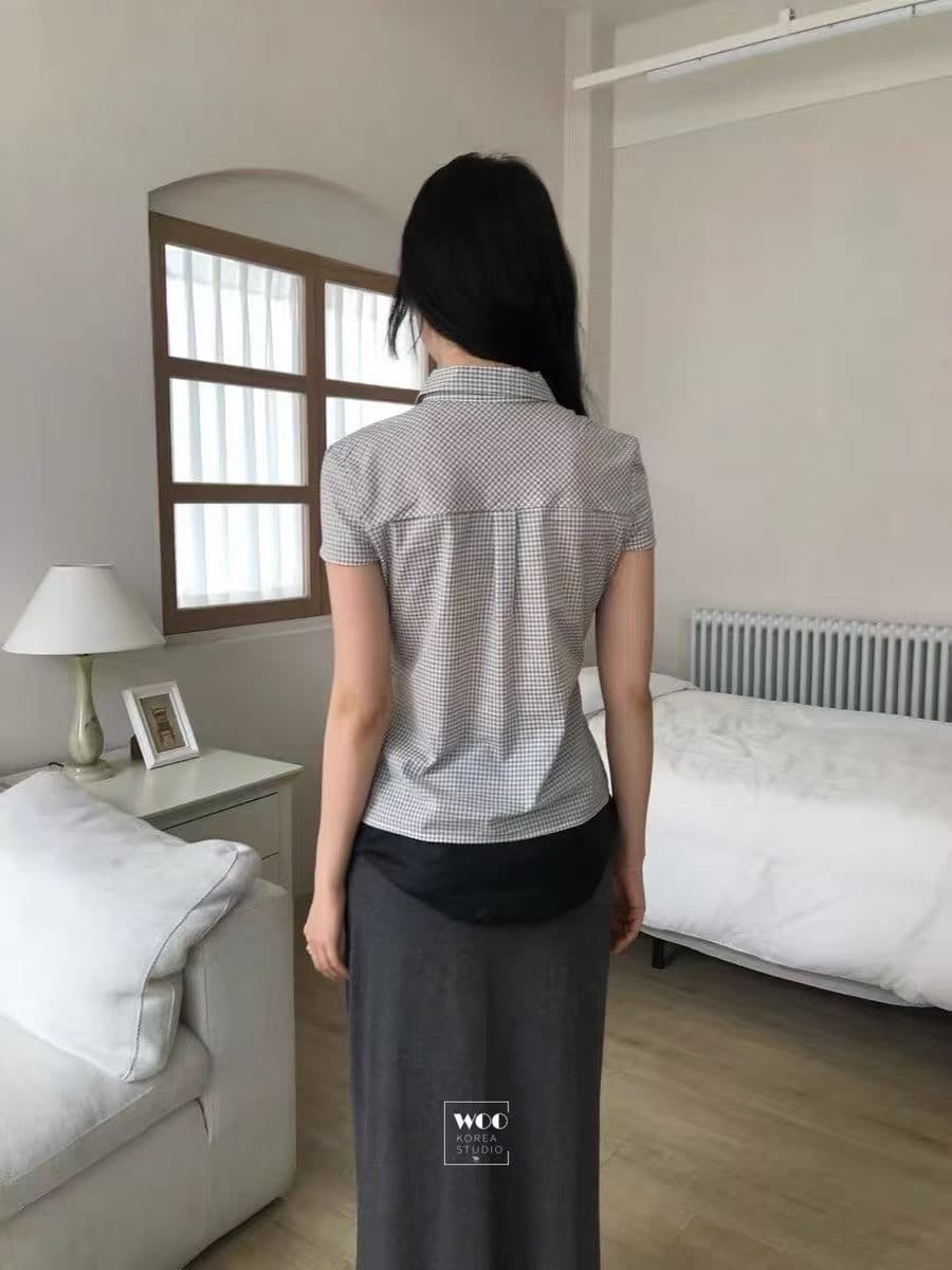 woo 한국 동대문 구매 폴로 칼라 체크무늬 작은 V넥 부서 버클 몸매 가꾸기 반팔 셔츠 셔츠 상세 이미지 4
