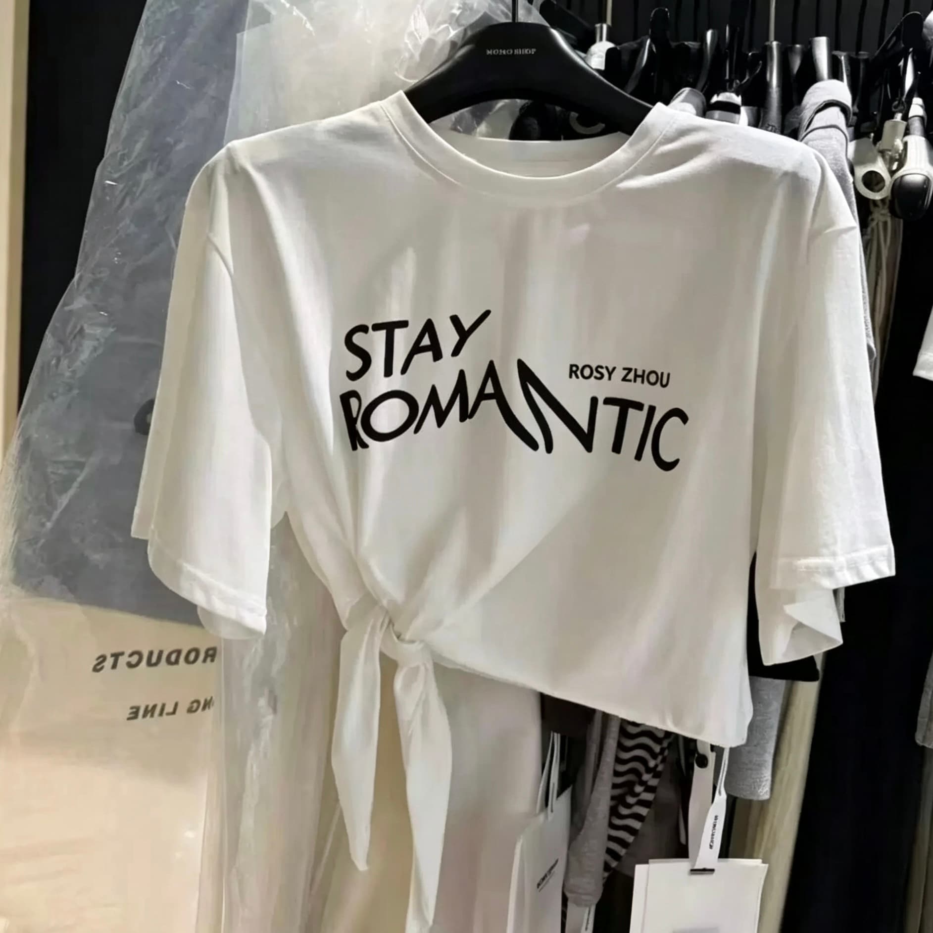 스타 같은 단락 도파민 알파벳 프린트 반팔 티셔츠 여성 루즈핏 슬림해 보이는 연령 감소 품격 맨위 상세 이미지 2