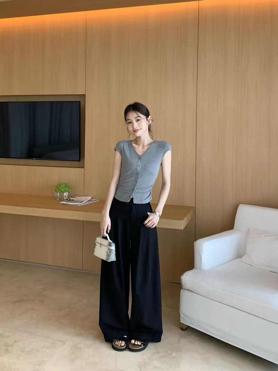 작은 예쁜 허리 V넥 몸매 가꾸기 반팔 티셔츠 여성 주름 허리 수축 니트 쇼트 스타일 작은 날다 소매 맨위 상세 이미지 4