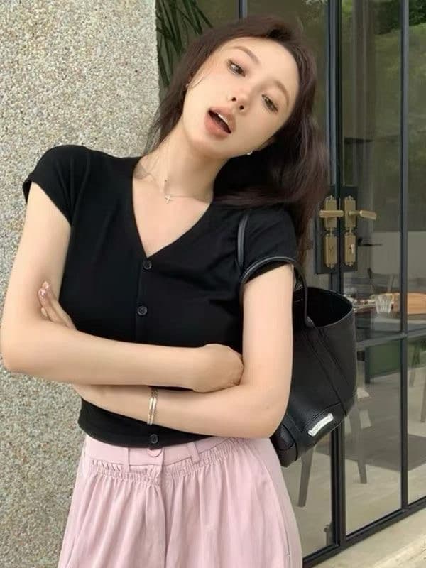 작은 예쁜 허리 V넥 몸매 가꾸기 반팔 티셔츠 여성 주름 허리 수축 니트 쇼트 스타일 작은 날다 소매 맨위 상세 이미지 5