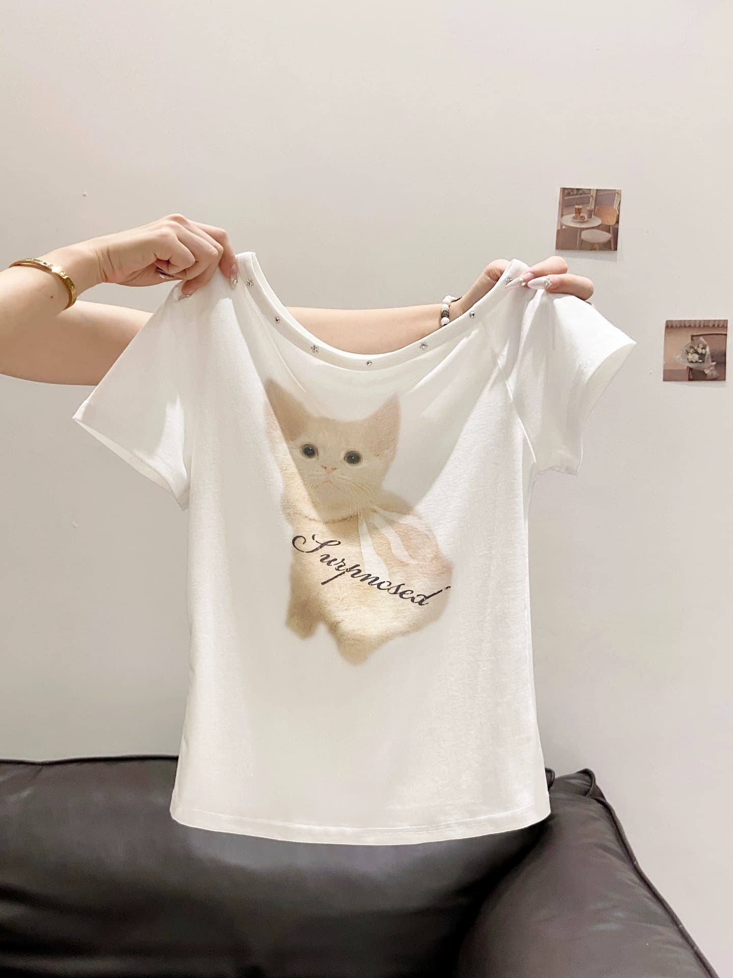 고양이 오프숄더 티셔츠 반팔 여성 여름 풀오버 미니멀리즘 비스듬한 칼라 몸매 가꾸기 다용도 외국 가스 연령 감소 얇은 스타일 맨위 ins 상세 이미지 3