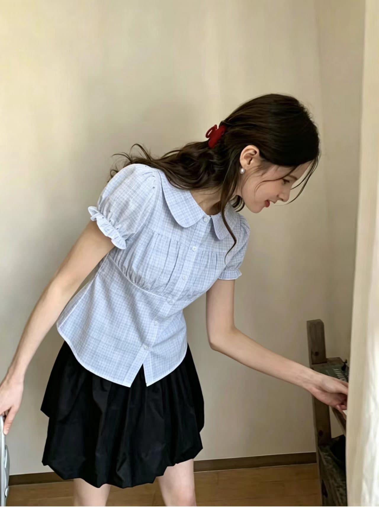 페페 홈 한 부서 폴로 칼라 거품 소매 도트 무늬 여성 셔츠 여름 디자인 센스 반팔 품격 슬림해 보이는 화이트 맨위