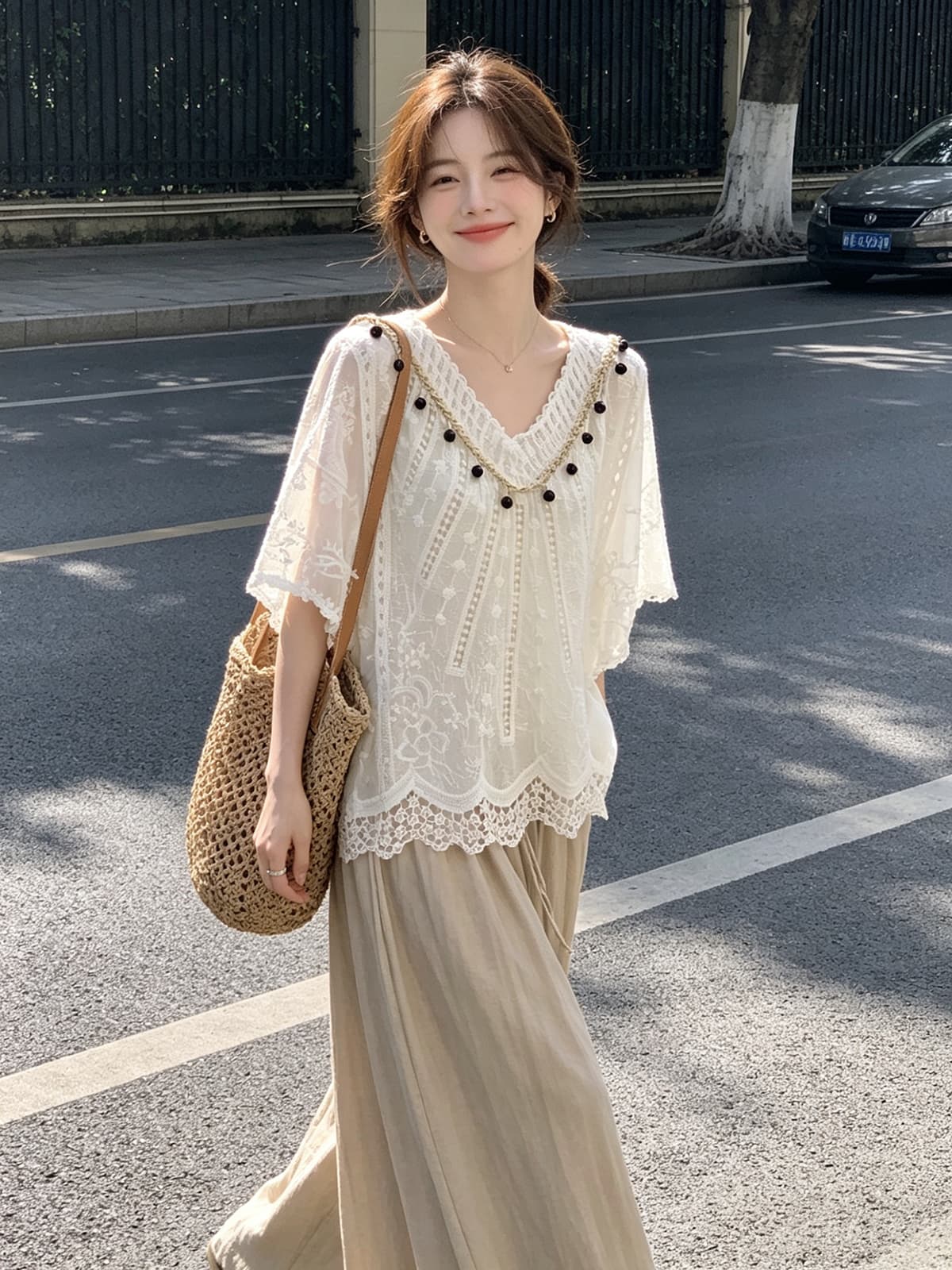 보헤미안 홀로우 아웃 레이스 셔츠 2026 여름 새로운 대 에디션 루즈핏 슬림해 보이는 자수 박쥐 셔츠 셔츠 맨위 상세 이미지 3