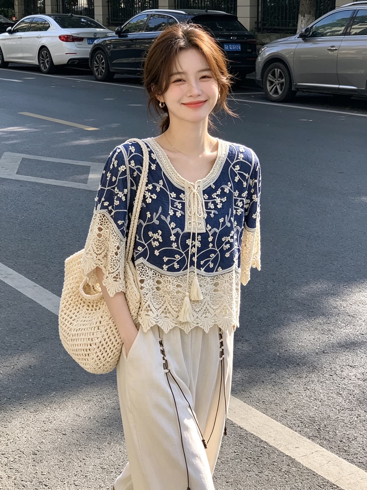 문예 바람 얇은 데님 3 차원 홀로우 아웃 자수 7부 소매 라운드 넥 셔츠 여름 새로운 루즈핏 휴가 맨위 여성 상세 이미지 5