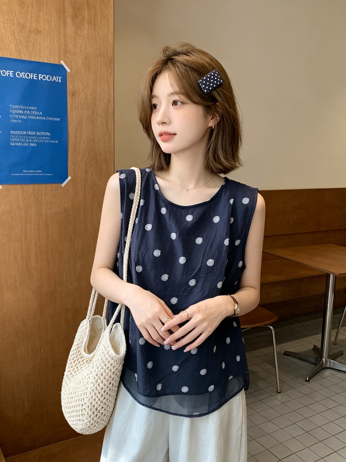 한 부서 미니멀리즘 프린트 민소매 페이크 레이어드 셔츠 2026 여름 새로운 루즈핏 슬림해 보이는 조끼 맨위 작은 셔츠 여성 상세 이미지 6