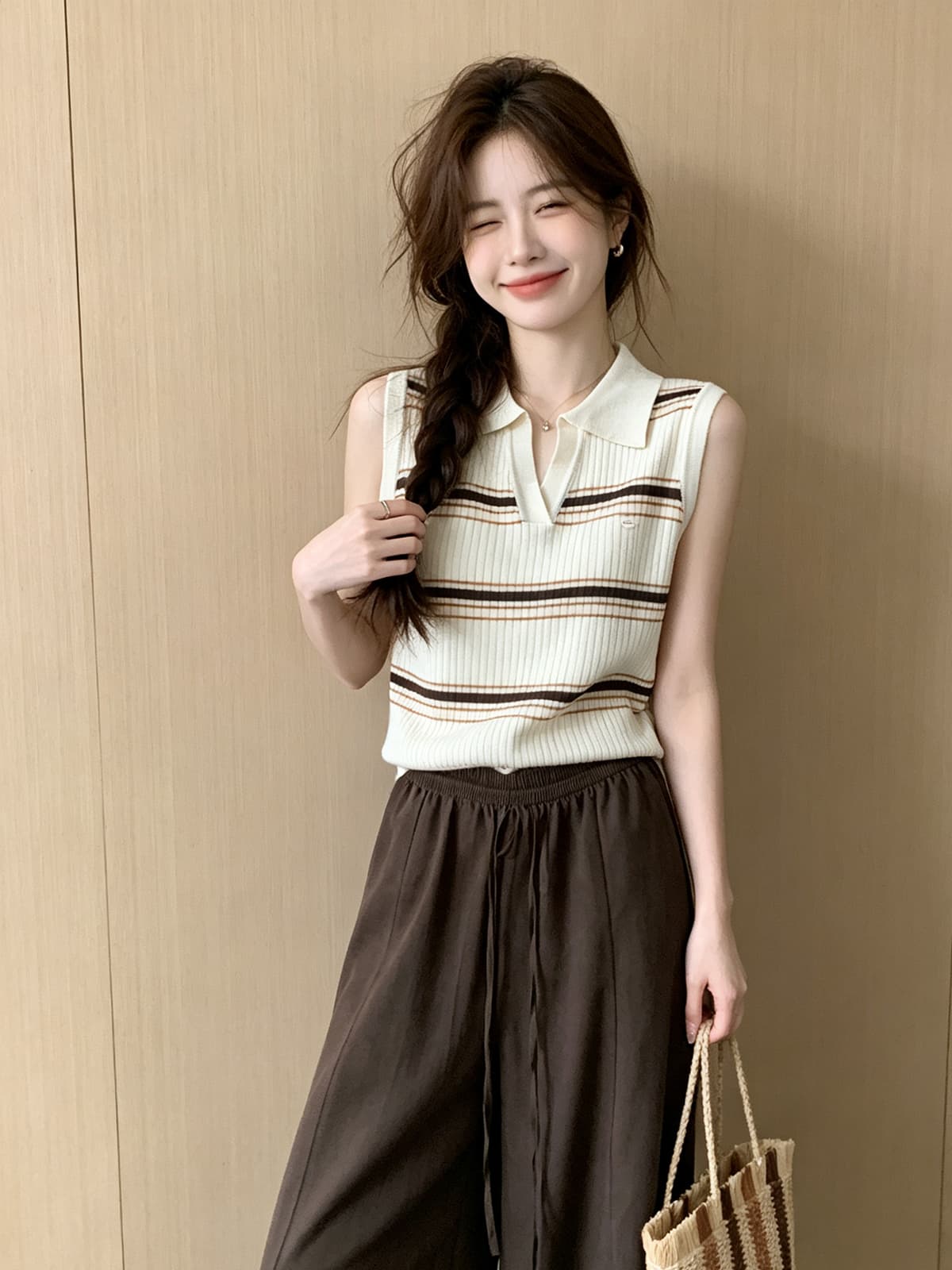 한 부서 폴로 칼라 스트라이프 얼음 실크 니트 조끼 여름 외출용 작은 키 연령 감소 몸매 가꾸기 쇼트 스타일 민소매 맨위 여성 상세 이미지 4