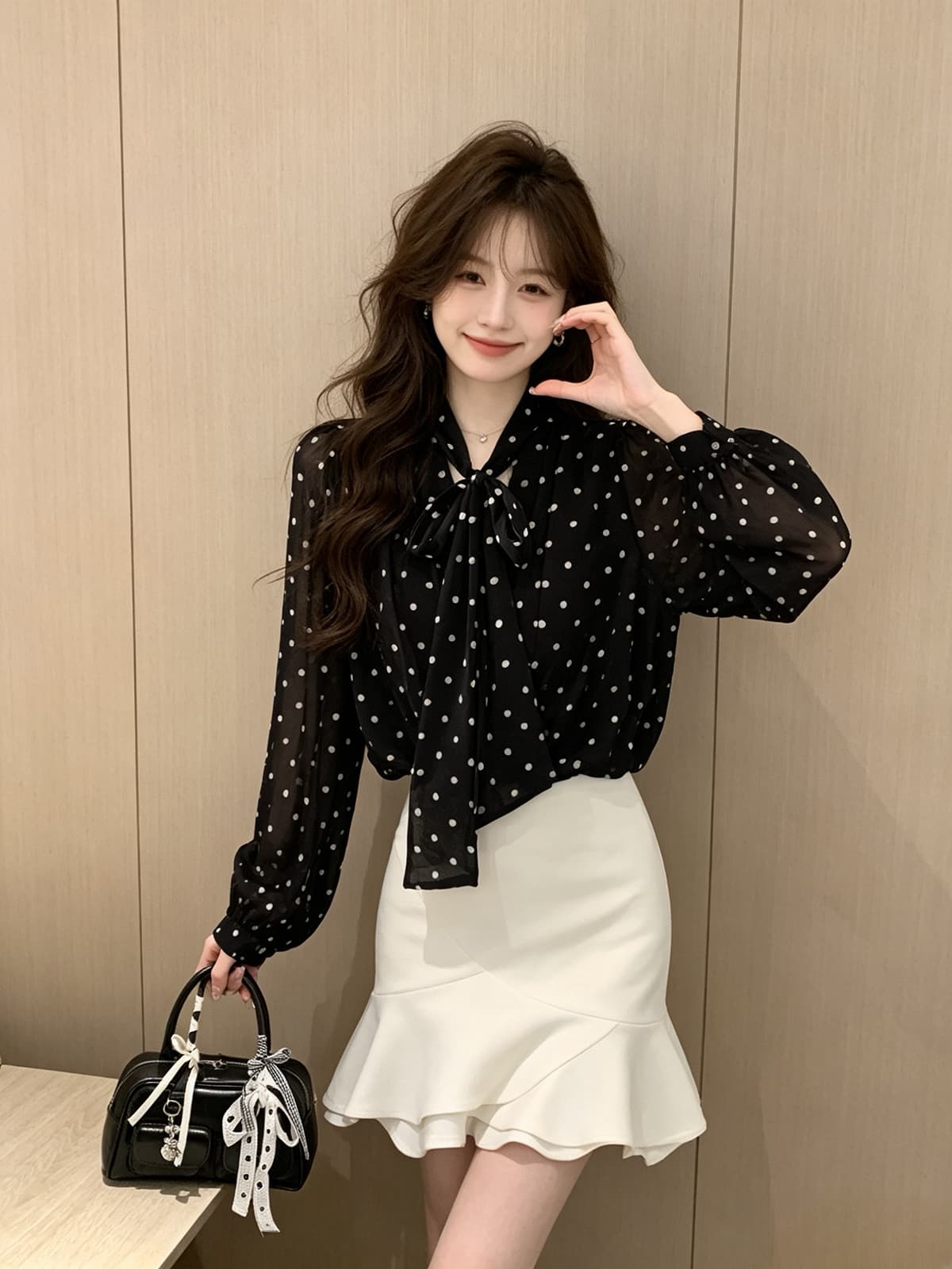 프랑스식 도트 무늬 리본 V넥 긴팔 여성 셔츠 가을 겨울 순수한 욕망 바람 스택 착용 고급 센스 명문 여성 쉬폰 블라우스 맨위 이미지 2