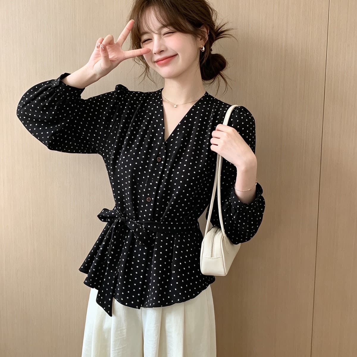 항구 바람 착용 가져 가라. 스트랩 허리 수축 도트 무늬 긴팔 셔츠 여자 2026 가을 세련된 Chic 아름다운 작은 셔츠 맨위 이미지 5