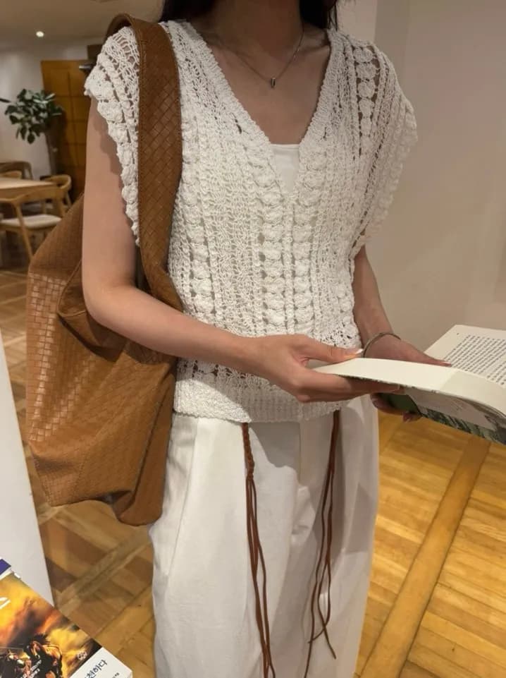 보헤미안 바람 V넥 자수 홀로우 아웃 니트 조끼 여성 여름 외부 가져 가라. 자외선 차단 블라우스 민소매 베스트 맨위 상세 이미지 12