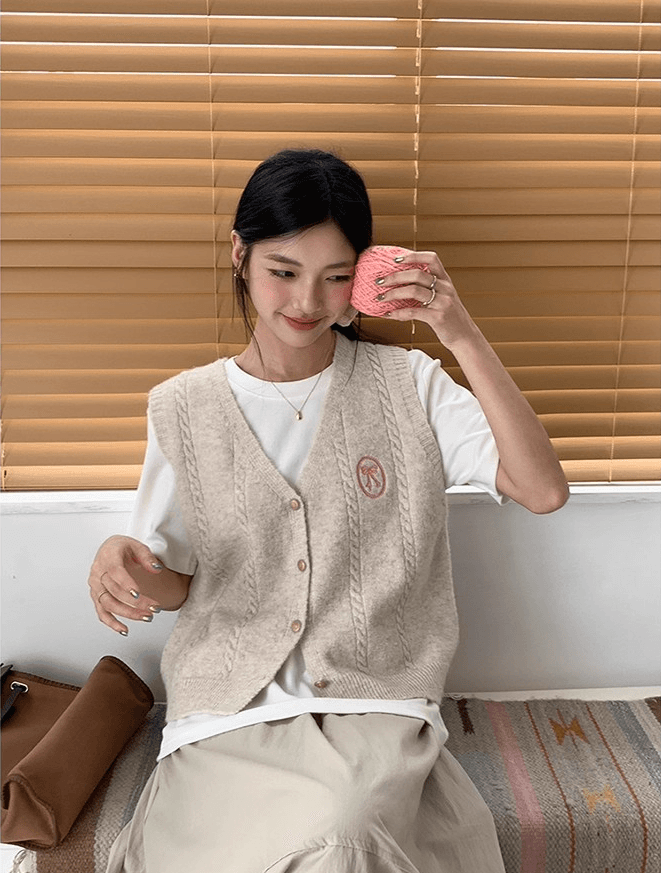 학원 스타일 V넥 니트 베스트 조끼 여성 2026 가을 겨울 새로운 민소매 오픈 가디건 쇼트 스타일 달콤함 맨위 조끼 상세 이미지 3