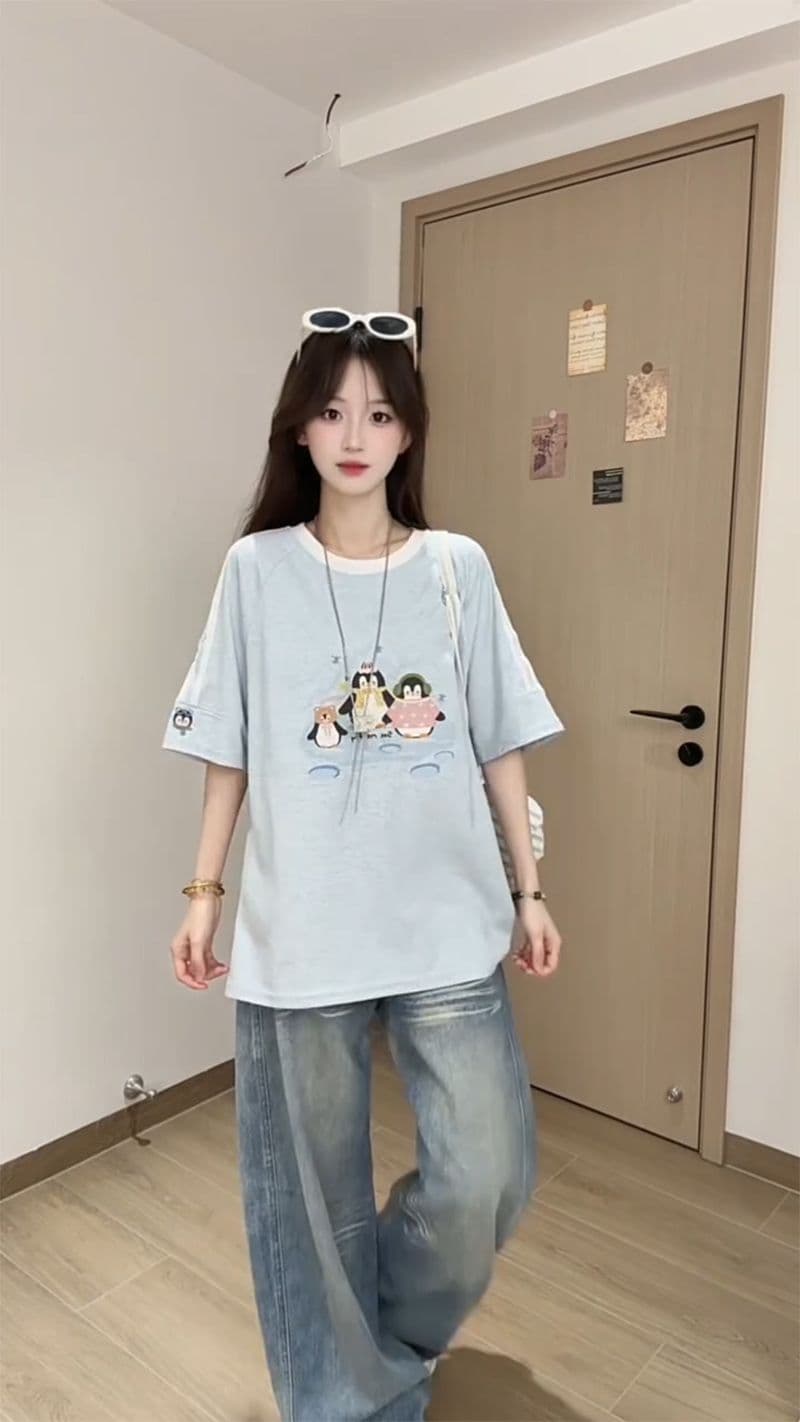 2026 여름 새로운 출산 착용 자수 스트라이프 루즈핏 라운드 넥 맨위 빅 사이즈 다용도 여성 의류 티셔츠 상세 이미지 4