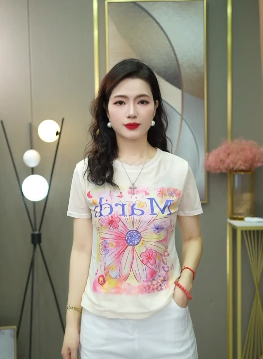 이중층 망사 패션 외국 가스 엄마 반팔 티셔츠 여성 새로운 여름 작은 셔츠 몸매 가꾸기 슬림해 보이는 프린트 맨위 상세 이미지 2