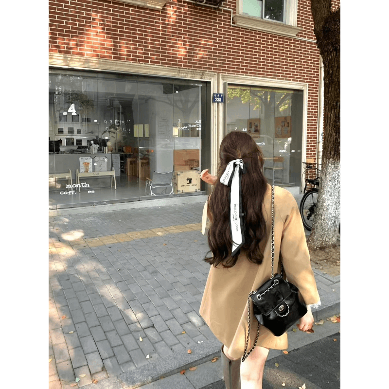 영국식 바람 천 골드 나비 매듭 스탠드 칼라 재킷 재킷 여성 의류 가을 새로운 작은 키 중간 길이 카키 색 코트 이미지 3