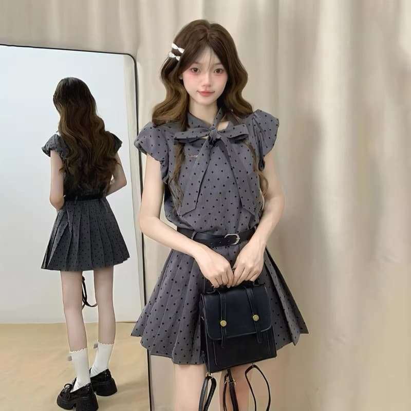 부유 한 가족 천 골드 회색 도트 무늬 여성 드레스 여름 새로운 학원 스타일 달콤함 나비 매듭 허리 수축 플리츠 미니 스커트
