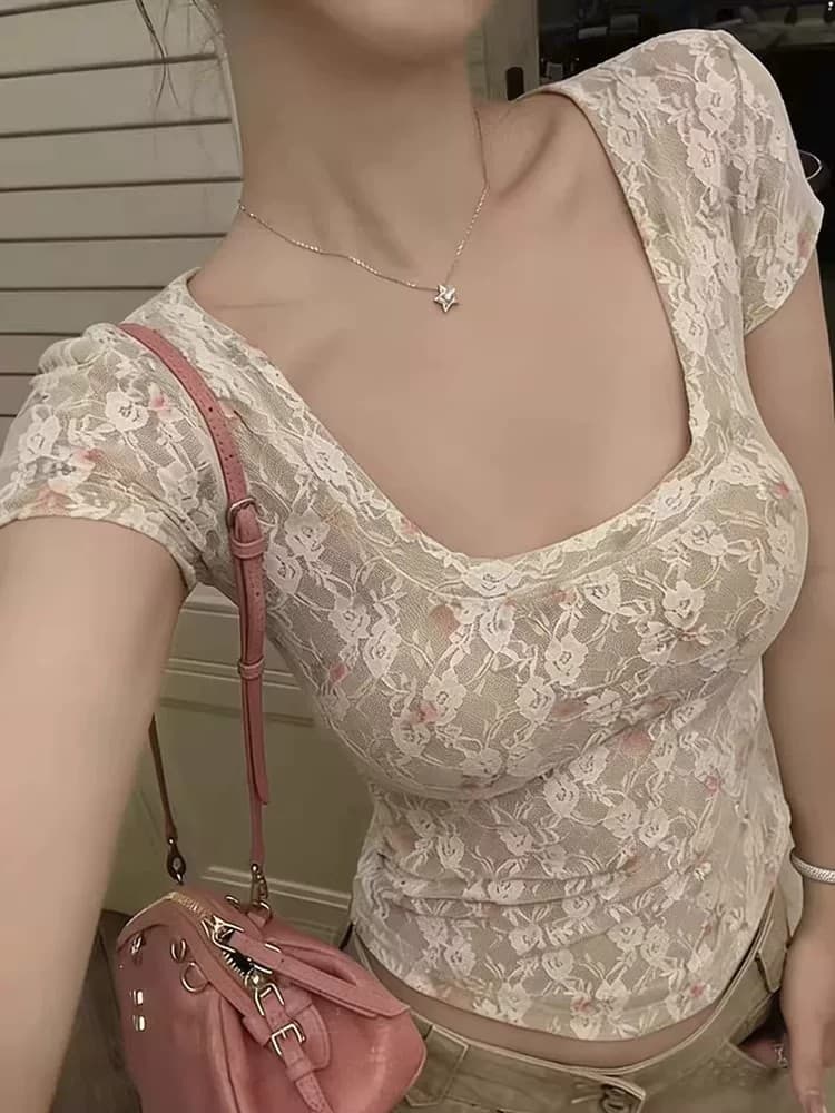 레이스 안감 화이트 레이스 꽃무늬 u 칼라 반팔 티셔츠 여성 여름 디자인 센스 순수한 욕망 핫걸 몸매 가꾸기 맨위 상세 이미지 3