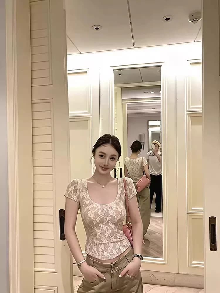 레이스 안감 화이트 레이스 꽃무늬 u 칼라 반팔 티셔츠 여성 여름 디자인 센스 순수한 욕망 핫걸 몸매 가꾸기 맨위 상세 이미지 9