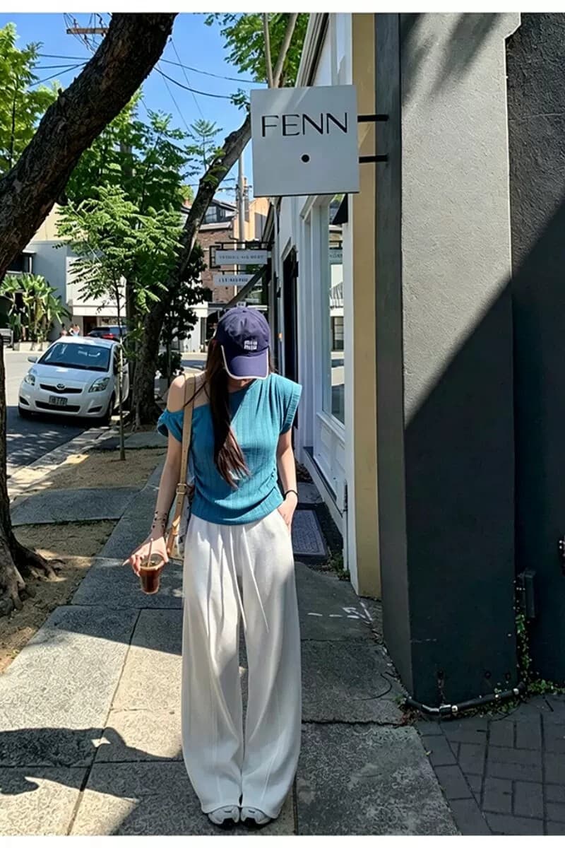 레이크 블루 색상 비스듬한 어깨 반팔 티셔츠 여성 2026 여름 한 부서 디자인 센스 루즈핏 오프숄더 상세 이미지 5