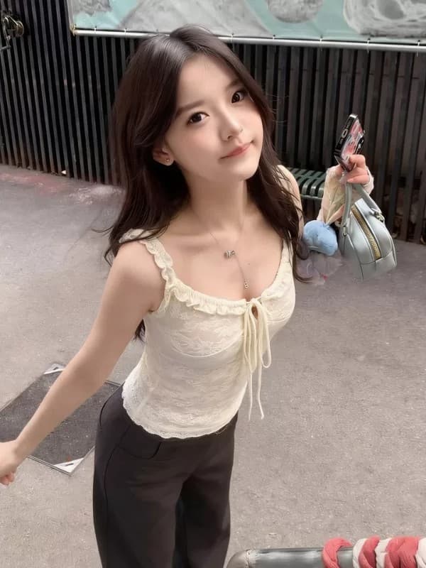 레이스 안감 레이스 프릴 캐미솔 핫걸 순수한 욕망 바람 여름 작은 대중 몸매 가꾸기 슬림해 보이는 맨위 상세 이미지 2