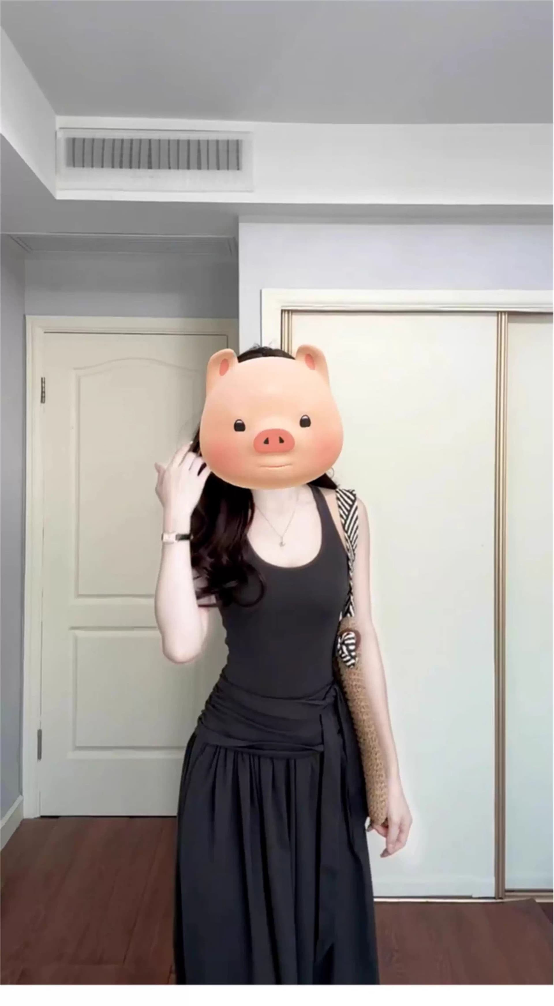 프랑스식 어두운 회색 슬립 드레스 아이들 2026 새로운 몸매 가꾸기 슬림해 보이는 허리 수축 디자인 센스 주름 롱 스커트 상세 이미지 6