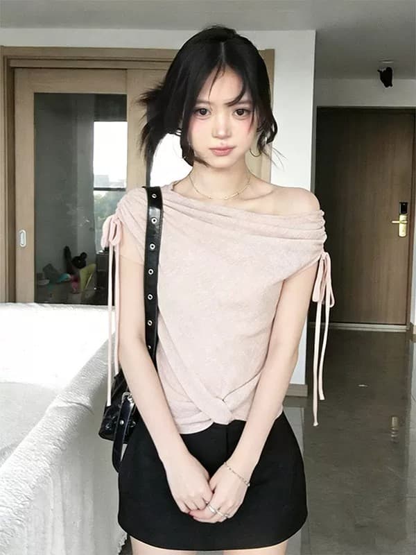 원본 원단 것 달콤함 핑크색 비스듬한 어깨 반팔 티셔츠 여성 여름 펌프 Pleat 레이스업 슬림해 보이는 오프숄더 맨위 이미지 4