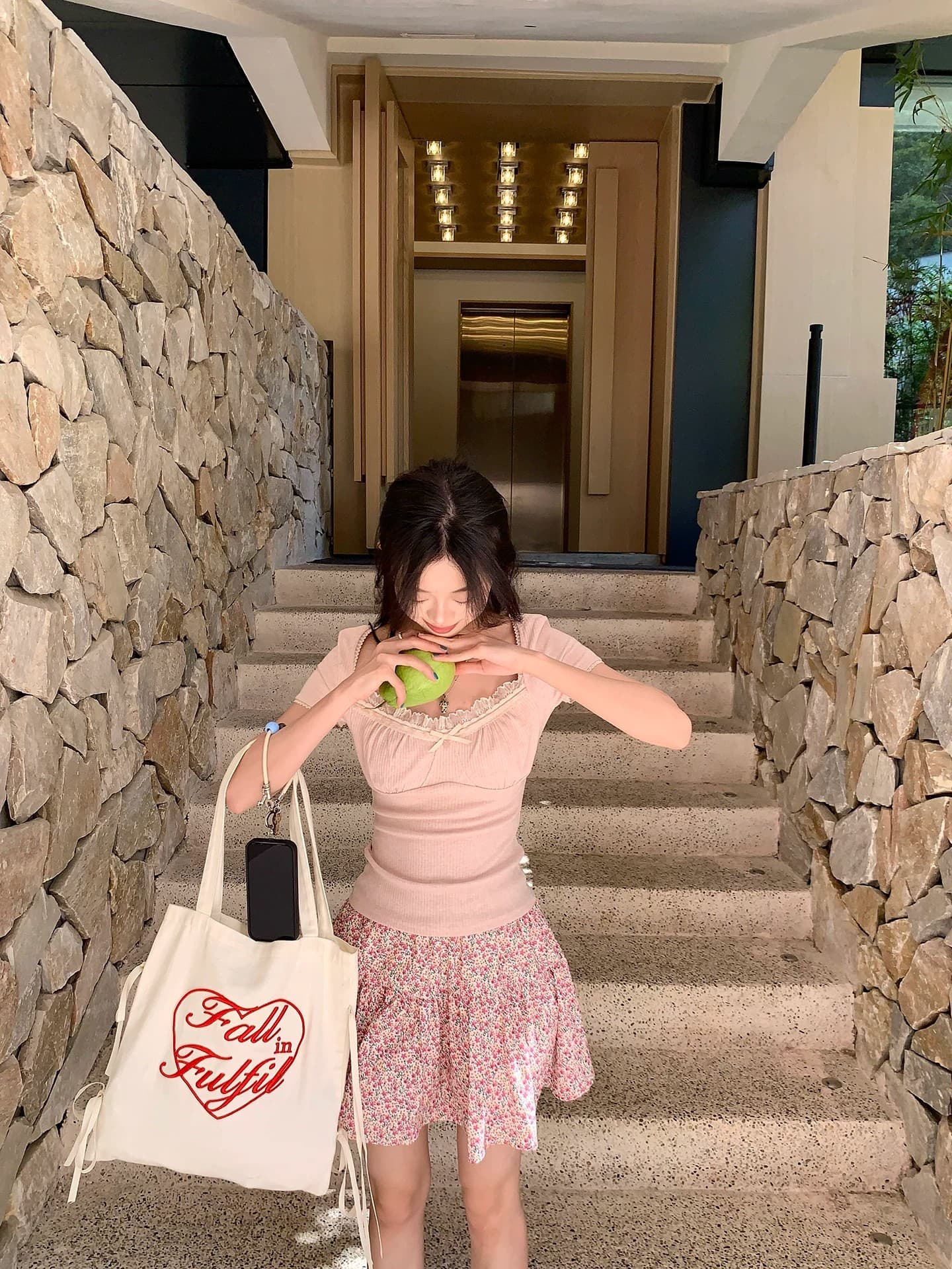 한 부서 부드러운 레이스 조각 리브 순수한 욕망 바람 핑크색 레이스 반팔 티셔츠 여성 의류 여름 상세 이미지 5
