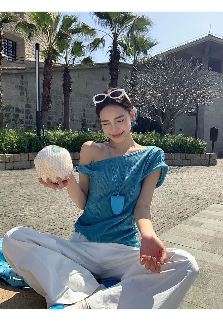 원본 원단 것 레이크 블루 색상 비스듬한 어깨 반팔 티셔츠 여성 2026 여름 한 부서 디자인 센스 루즈핏 오프숄더 상세 이미지 15