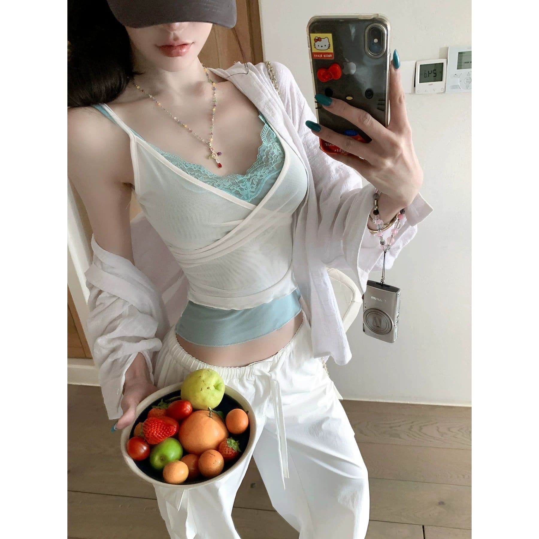 핫걸 바람 페이크 레이어드 레이스 캐미솔 여름 달콤함 핫걸 바람 V넥 몸매 가꾸기 분위기 센스 맨위 트렌디 이미지 2
