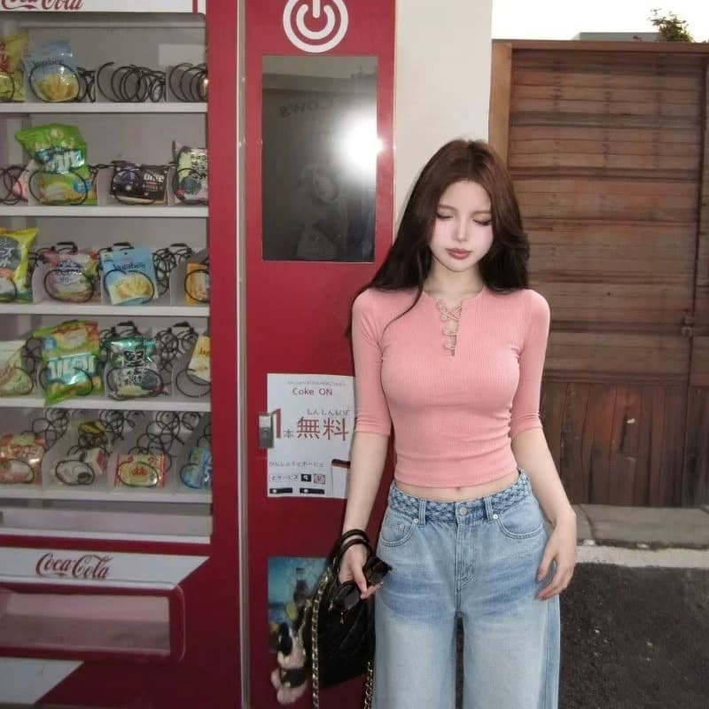 디자인 센스 품격 다용도 홀로우 아웃 중간 소매 티셔츠 여성 여름 몸매 가꾸기 슬림해 보이는 섹시함 맨위 이미지 5