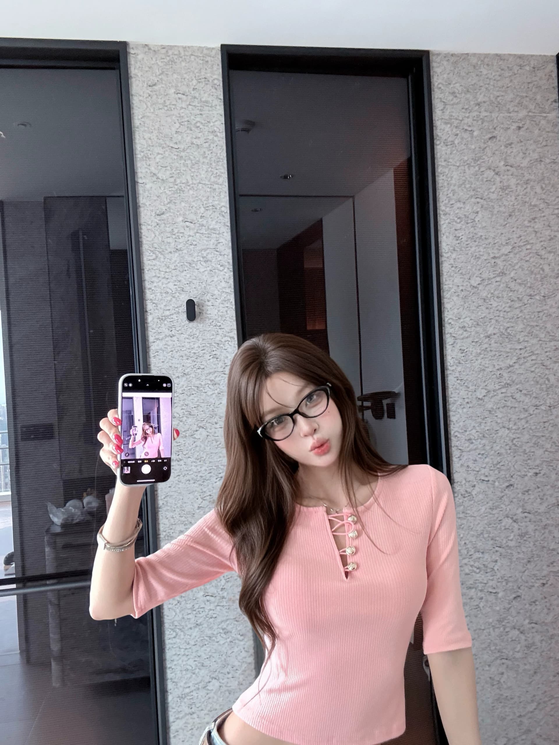 디자인 센스 품격 다용도 홀로우 아웃 중간 소매 티셔츠 여성 여름 몸매 가꾸기 슬림해 보이는 섹시함 맨위 상세 이미지 10