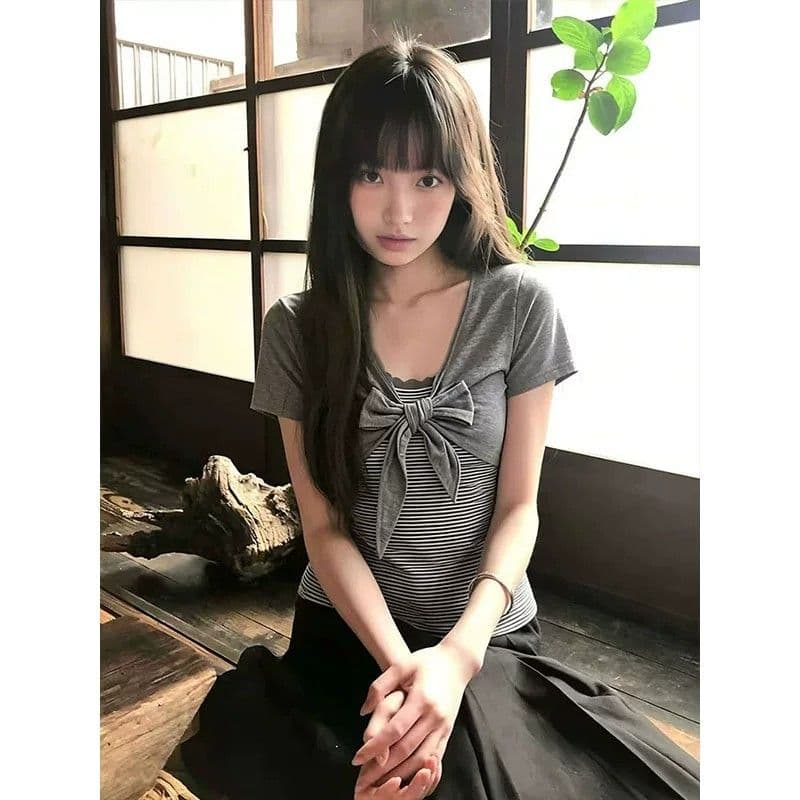 40 순면 한 부서 디자인 센스 여름 새로운 나비 매듭 페이크 레이어드 스트라이프 패치워크 반팔 티셔츠 맨위 여성