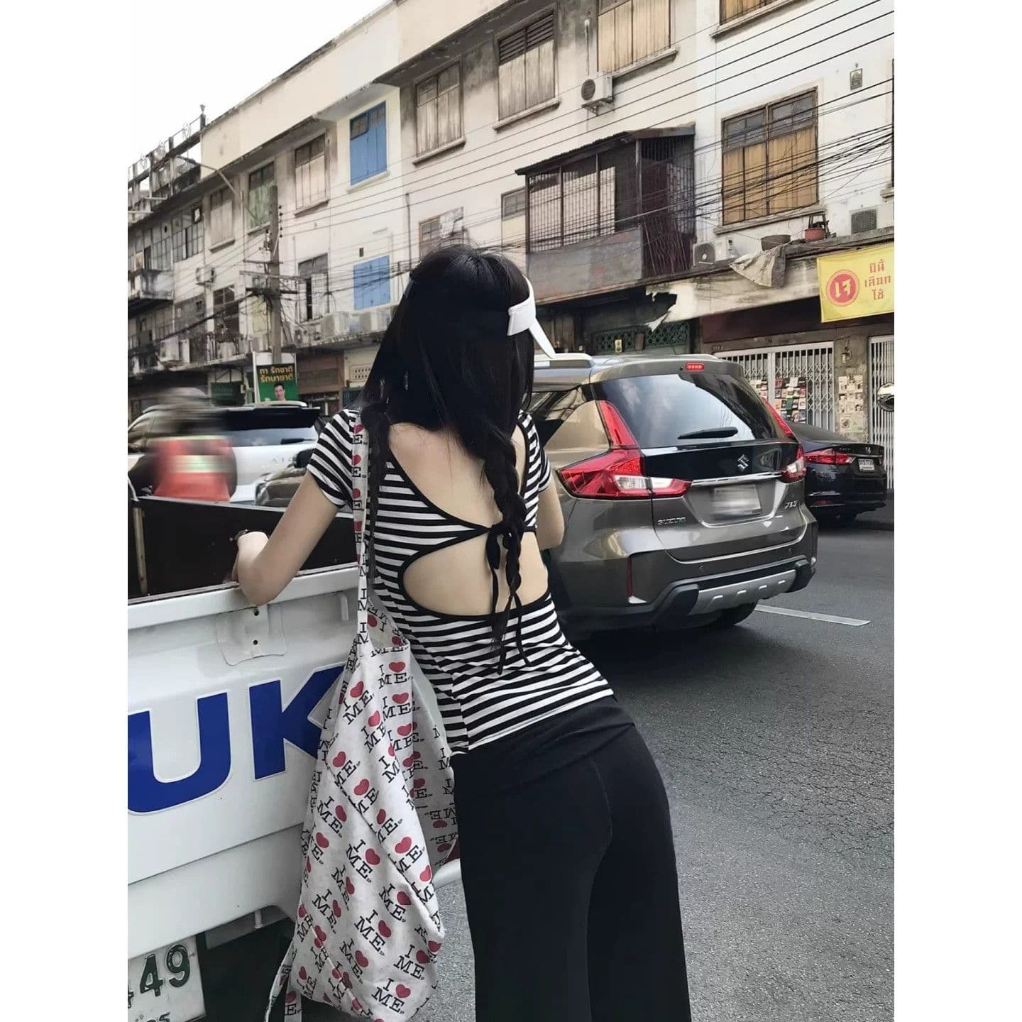 아메리칸 스트라이프 u 칼라 아름다움 뒤로 홀로우 아웃 반팔 티셔츠 여성 여름 새로운 몸매 가꾸기 슬림해 보이는 핫걸 순수한 욕망 스트랩 맨위 이미지 4