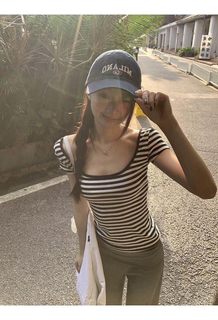 한국 스타일 스트라이프 u 칼라 반팔 티셔츠 여성 몸매 가꾸기 슬림해 보이는 다용도 섹시함 백리스 스트랩 핫걸 맨위 여름 새로운 상세 이미지 11