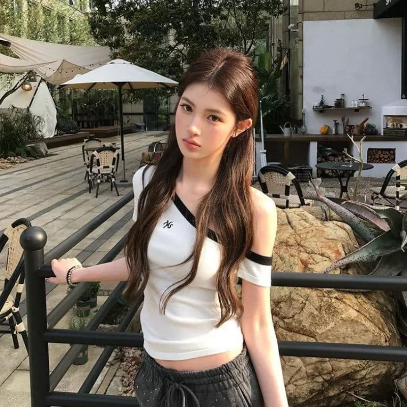 순면 한 부서 순수한 욕망 핫걸 바람이 아닙니다. 대칭 오프숄더 반팔 티셔츠 여성 여름 몸매 가꾸기 슬림해 보이는 디자인 센스 이미지 5
